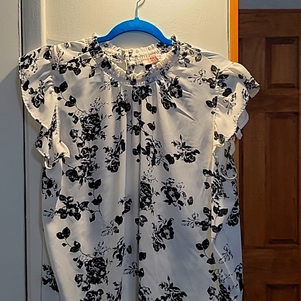 Sleeveless top